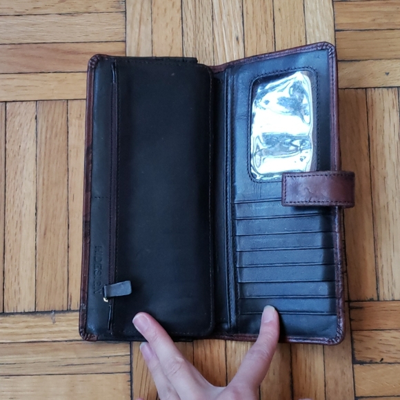 Hi Design Vintage Leaf Wallet - Picture 3 of 8